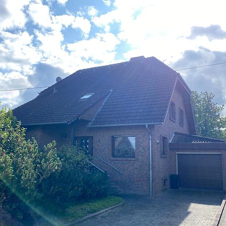 Ferienwohnungen Burgstrasse 8 Blankenheim  Bagian luar foto