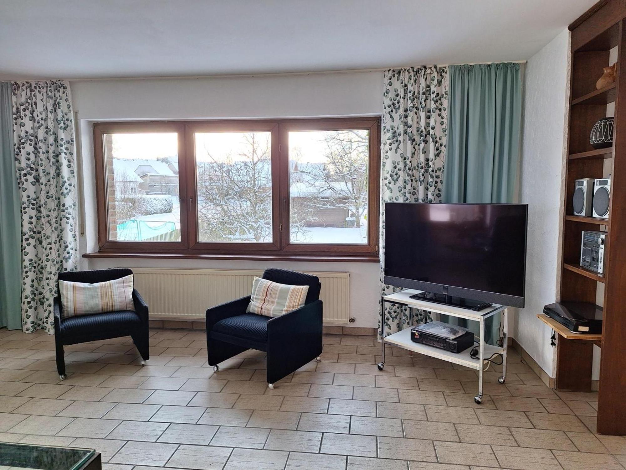 Ferienwohnungen Burgstrasse 8 Blankenheim  Bagian luar foto